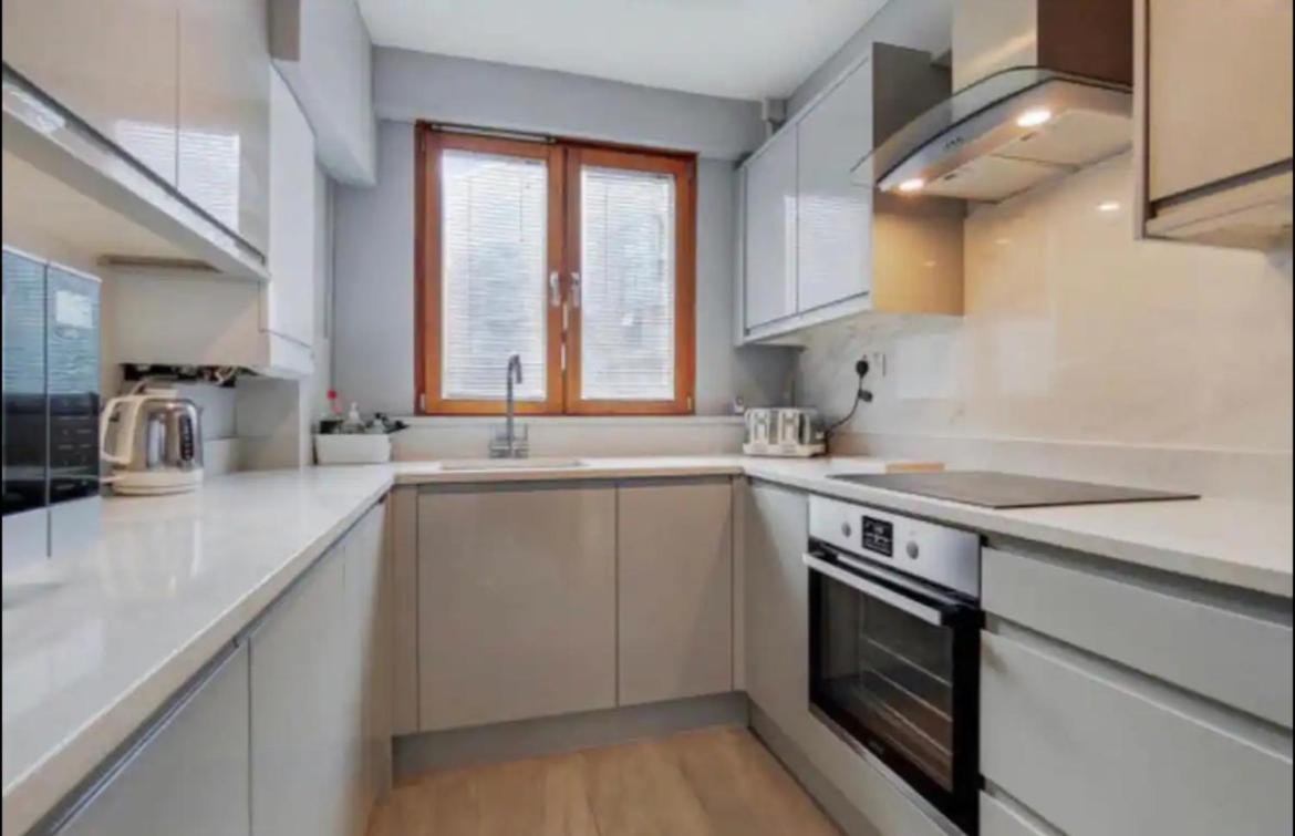 Stylish 3 Bed Flat In Greenwich Londres