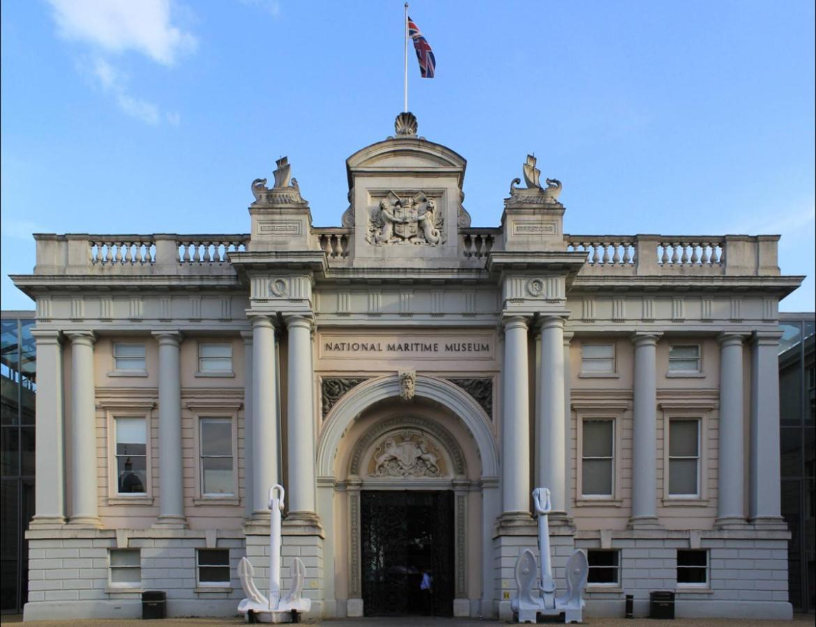 Stylish 3 Bed Flat In Greenwich * Londres